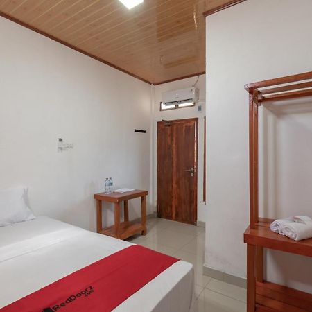 Reddoorz Syariah Near Jakabaring Sport City Palembang Extérieur photo