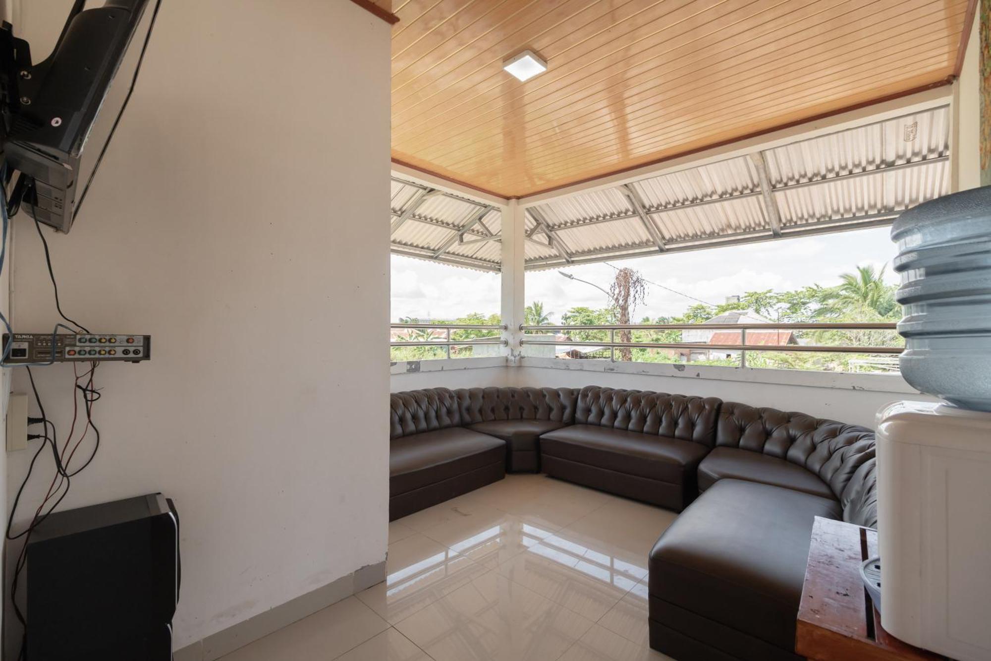 Reddoorz Syariah Near Jakabaring Sport City Palembang Extérieur photo