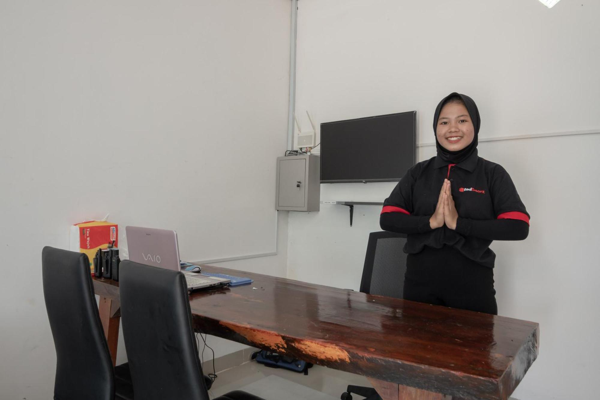 Reddoorz Syariah Near Jakabaring Sport City Palembang Extérieur photo